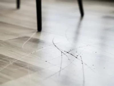 dommages causés par les rayures sur un stratifié