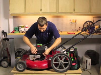changer un câble de traction sur une tondeuse